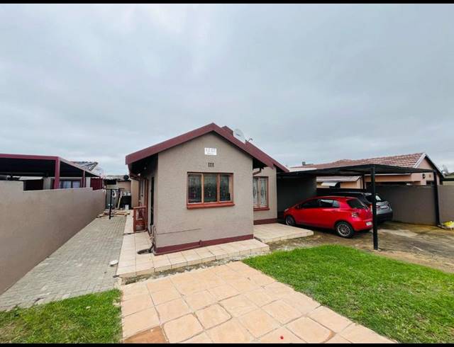 7 BEDROOM HOUSE FOR SALE IN BIRCH ACRES